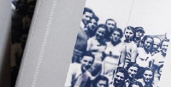 Praca zbiorowa – Zapisy Terroru 5. Auschwitz-Birkenau. Życie w fabryce śmierci